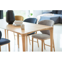 HOYA stół z litego drewna w stylu skandynawskim