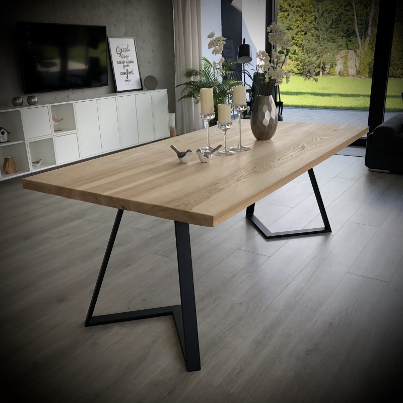 TINO stół z blatem drewnianym 200x100 na stalowych skośnych nogach