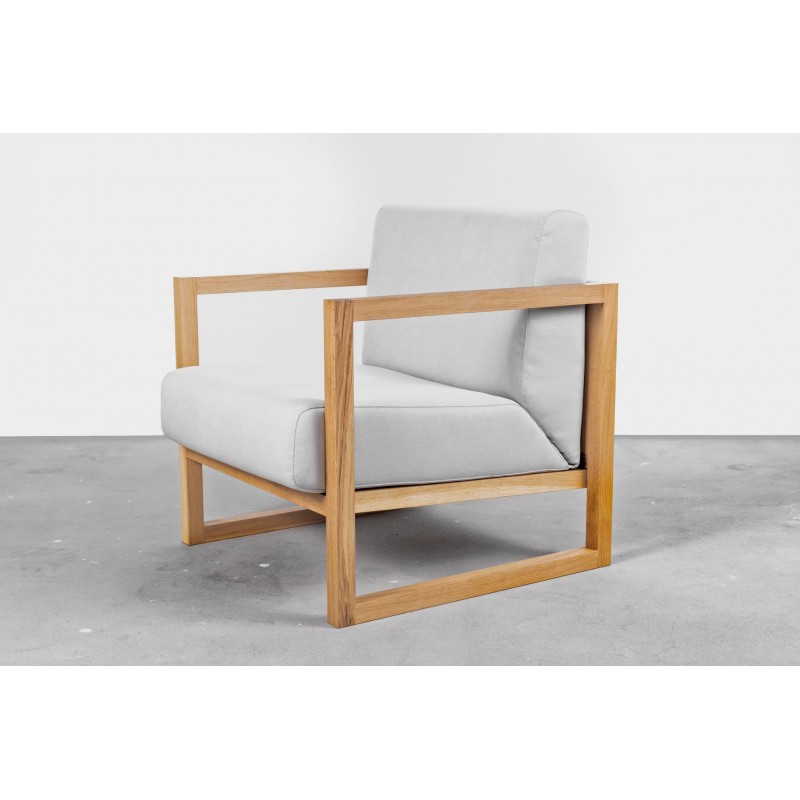 CUBE wygodny fotel z litego drewna dębowego, polski design