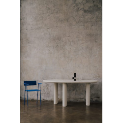 OBJECT081 stół z drewnianym blatem na stalowych nogach w kolorze ecru