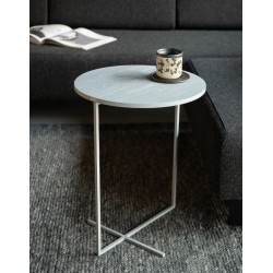 INGO SZARY okrągły stolik pomocniczy w stylu minimalistycznym