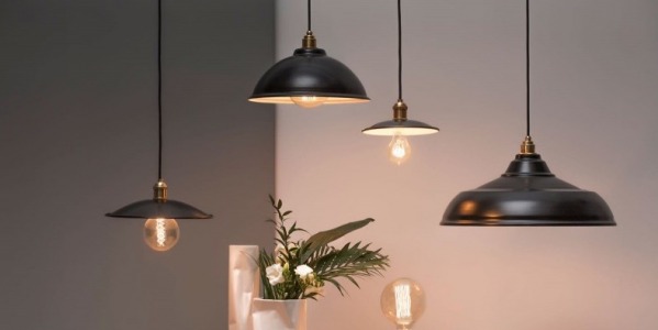 Metalowe lampy w stylu industrialnym, czyli trzy trendy w świecie industrialnych wnętrz